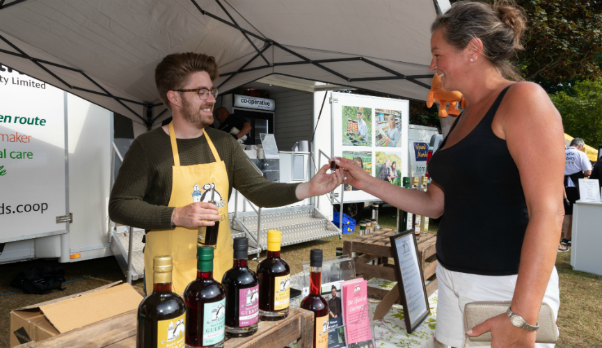 James from Hautes Maison Liquors offering tastings