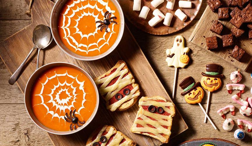 Spider's web soup with mummy toasties