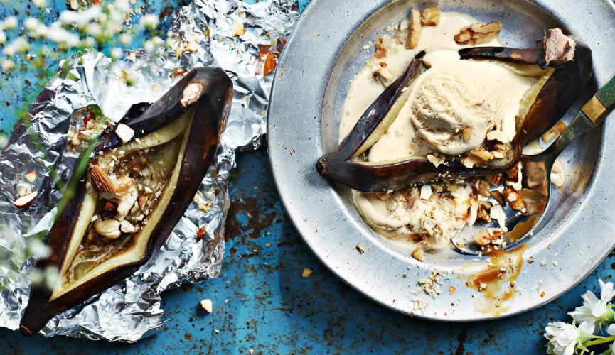 BBQ banana split