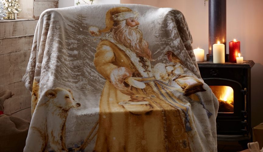 Twilight Santa throw