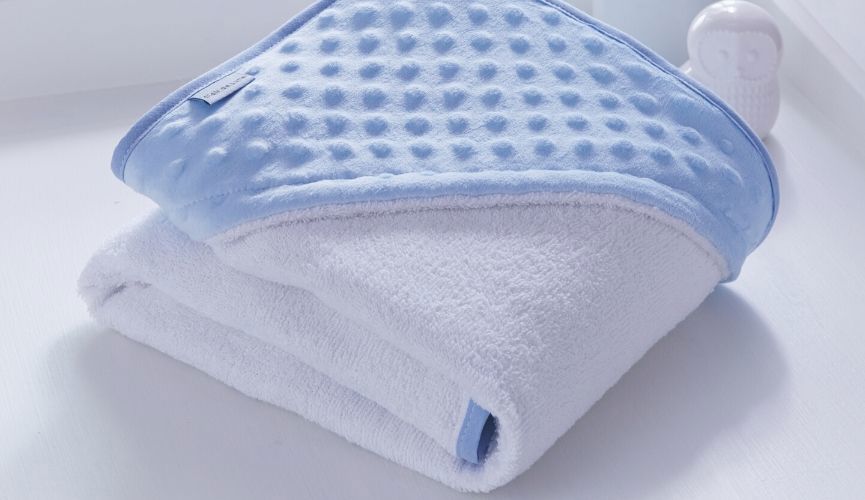 Module - Dimple hooded towel in blue