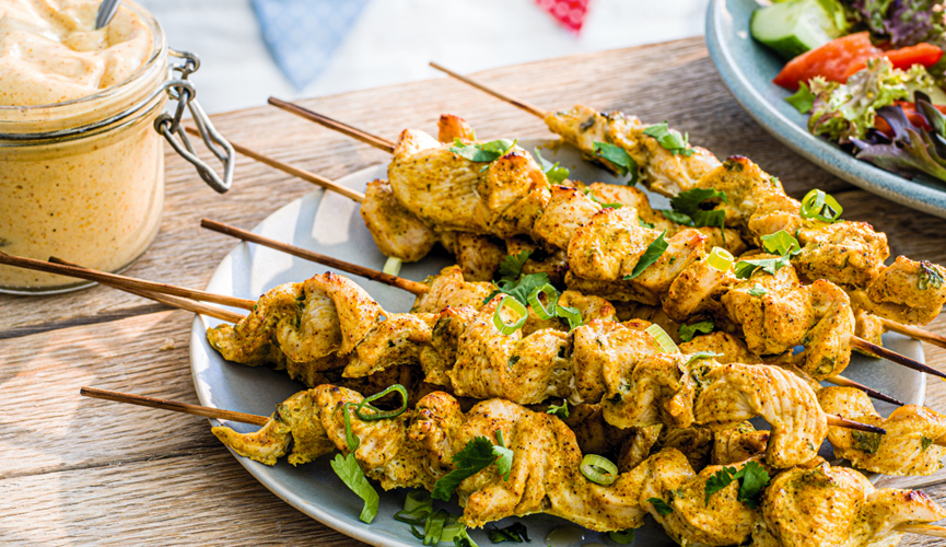 Coronation chicken skewers